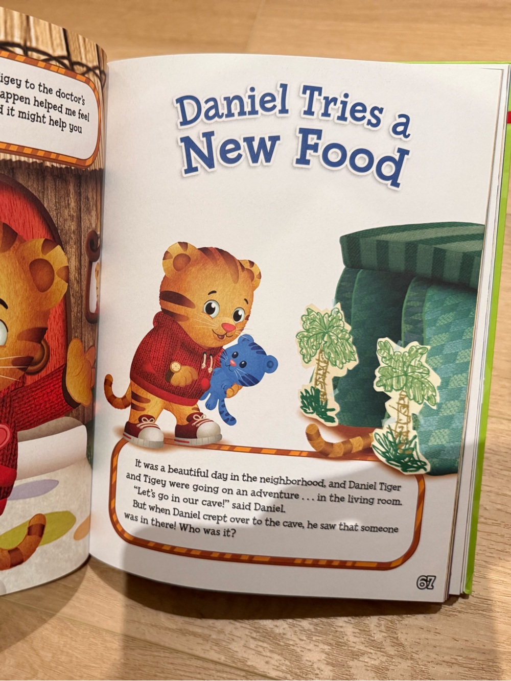 Daniel Tiger Book Bundle - Picture 4 of 5